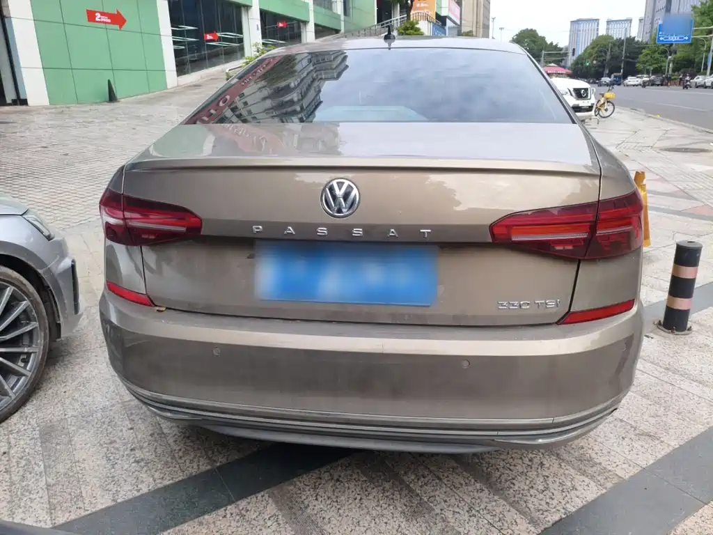 Volkswagen Passat 2019 — фото 3