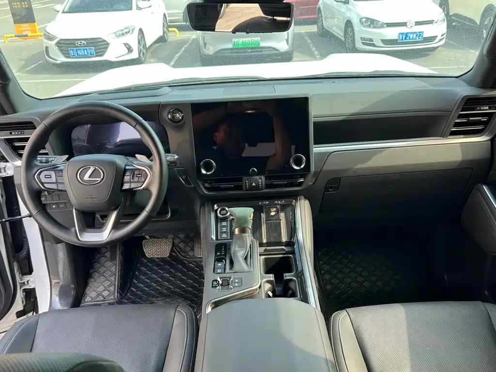 Lexus GX 2024