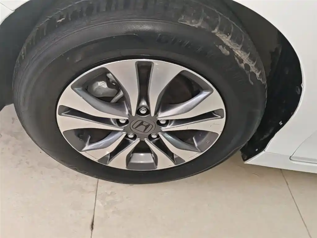 Honda Accord 2015 — фото 23