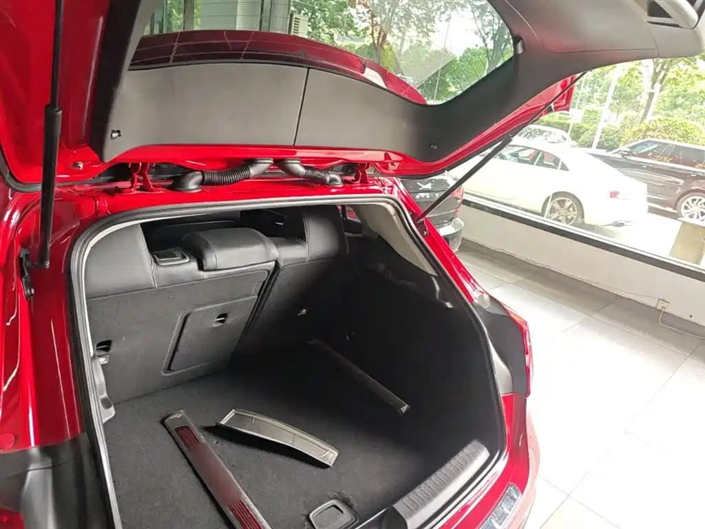 Mercedes-Benz GLA 2017 — фото 19