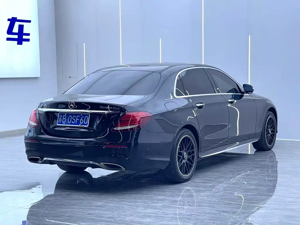 Mercedes-Benz E-Class 2020 — фото 13