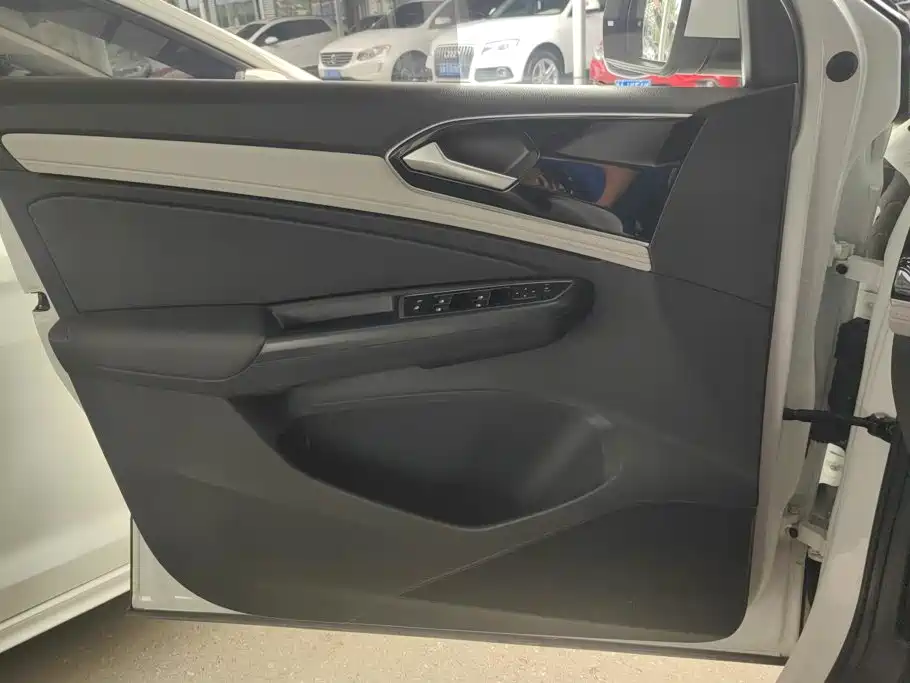 Jetta VS7 2023
