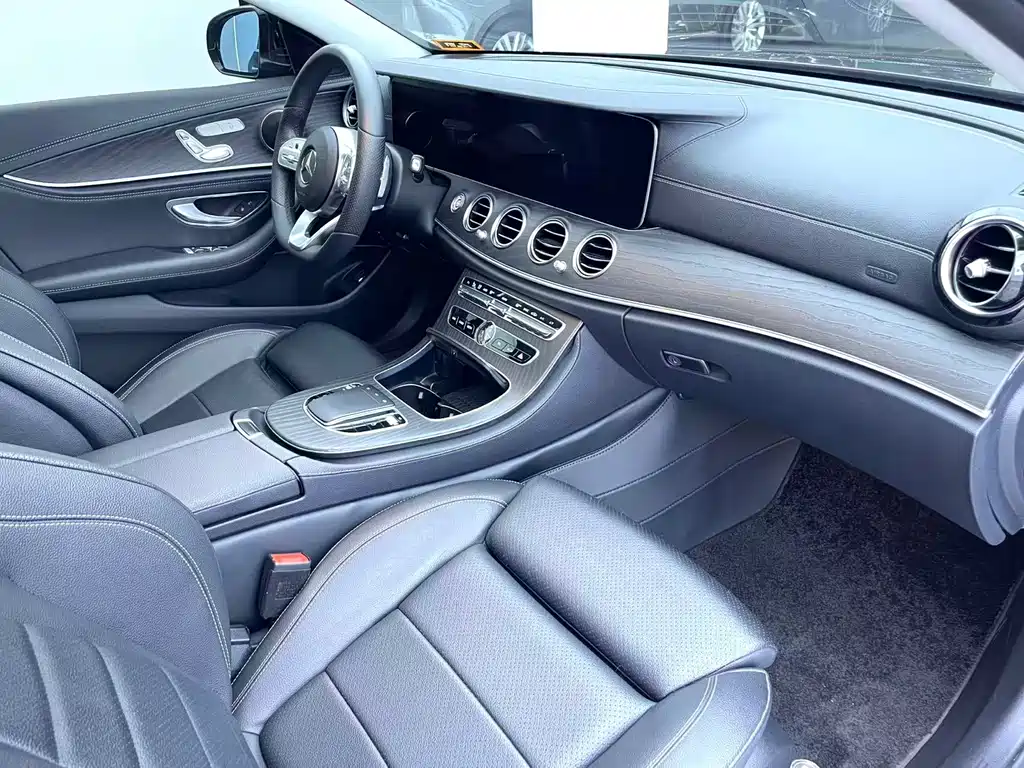Mercedes-Benz E-Class 2020 — фото 10