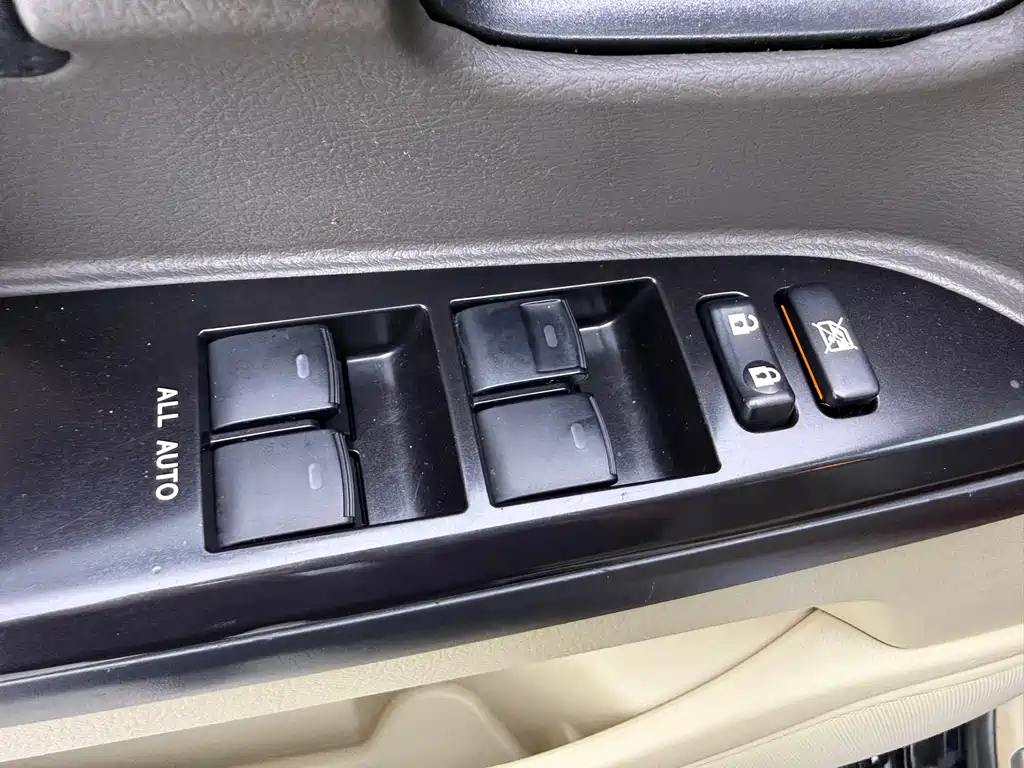 Toyota Land Cruiser 2019 — фото 18
