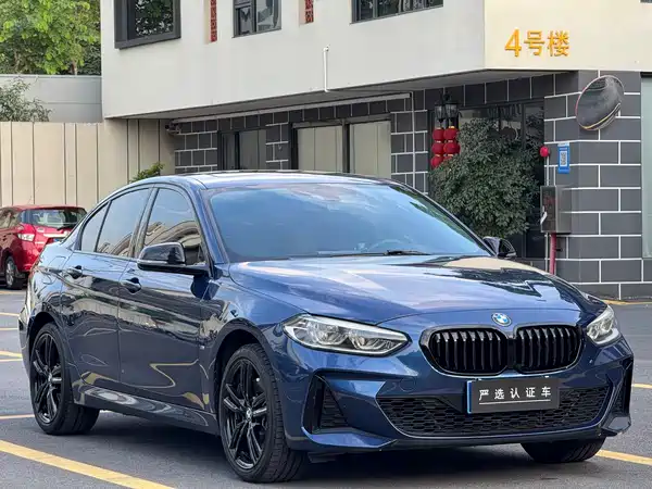 BMW 1 Series 2021