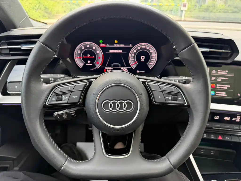 Audi A3 2022 — фото 16