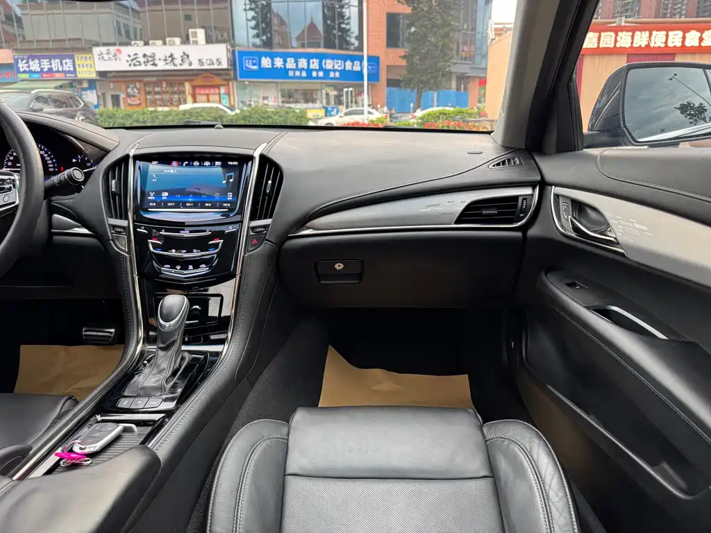 Cadillac ATS-L 2017 — фото 18