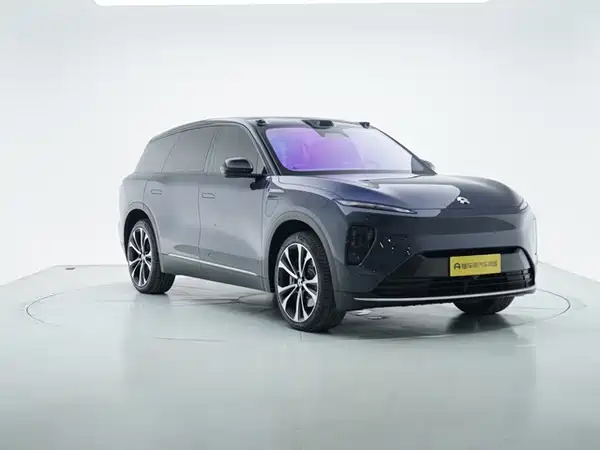NIO ES8 2025