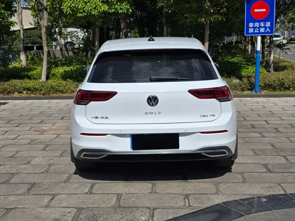 Volkswagen Golf 2022