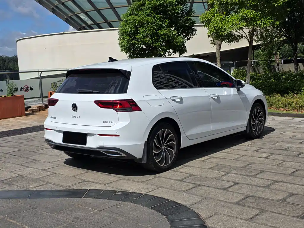 Volkswagen Golf 2022