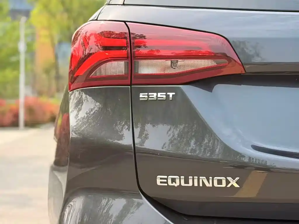 Chevrolet Equinox 2021 — фото 12