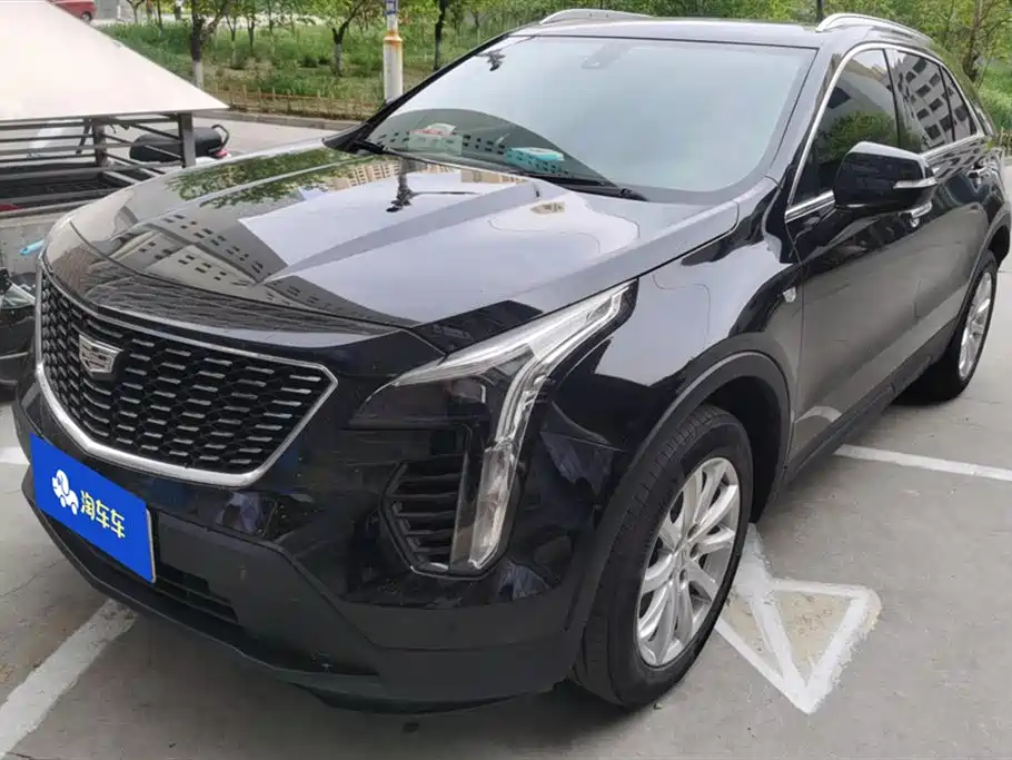 Cadillac XT4 2021 — фото 1