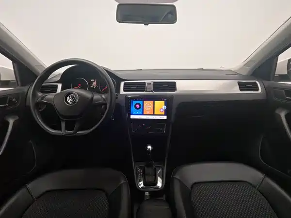 Volkswagen Santana 2016