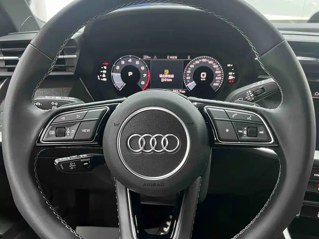 Audi A3 2023 — фото 20