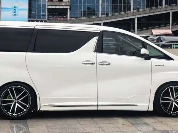 Toyota Vellfire 2020