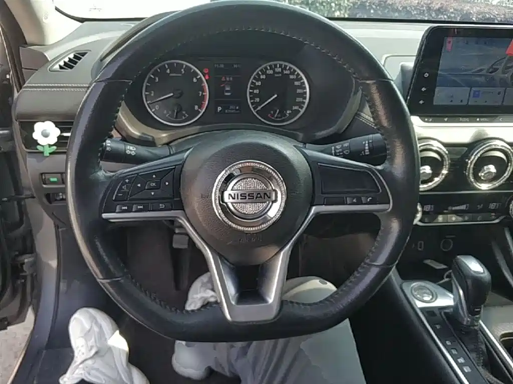 Nissan Sylphy 2021 — фото 11