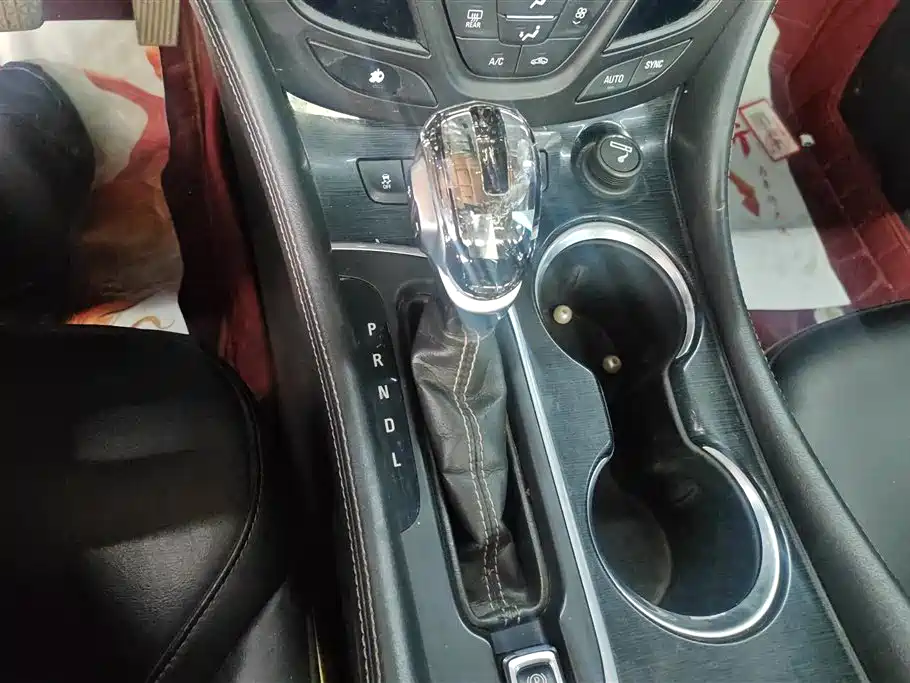 Buick Envision Plus 2015 — фото 16