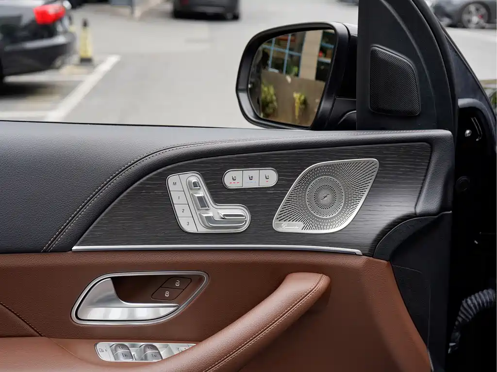 Mercedes-Benz GLE 2023 — фото 13