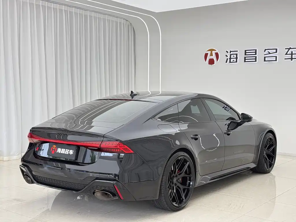 Audi RS 7 2022 — фото 9
