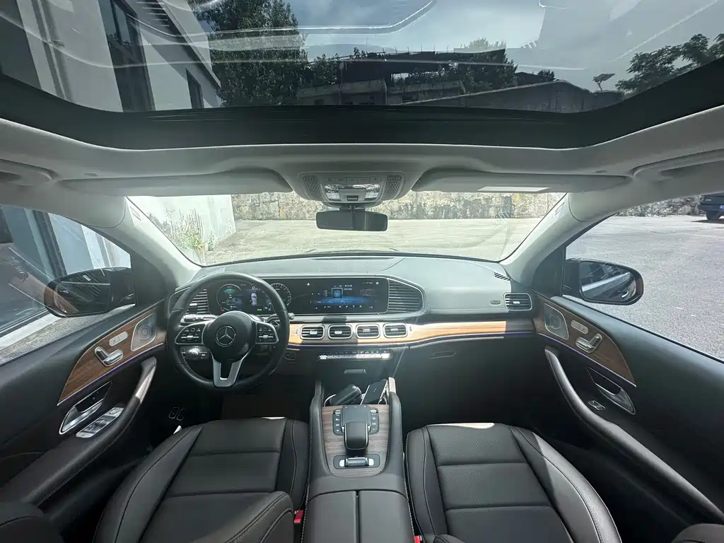 Mercedes-Benz GLE New Energy 2023 — фото 12