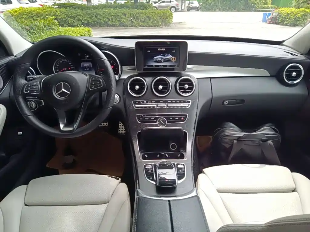 Mercedes-Benz C-Class 2015 — фото 10