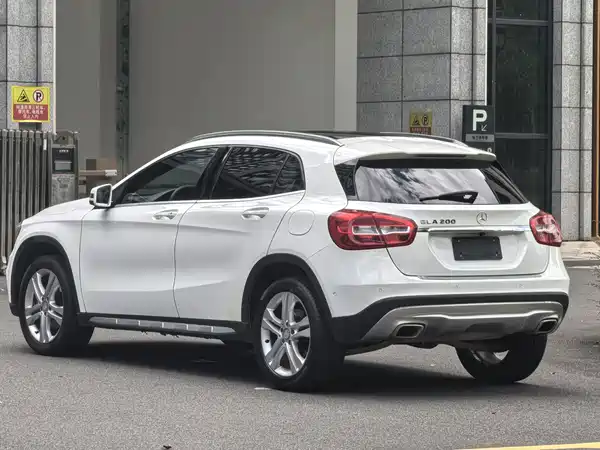 Mercedes-Benz GLA 2017