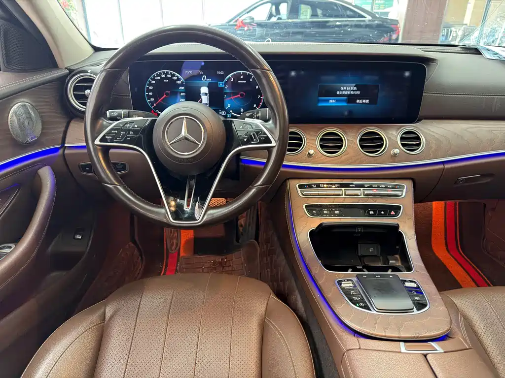 Mercedes-Benz E-Class 2021 — фото 13
