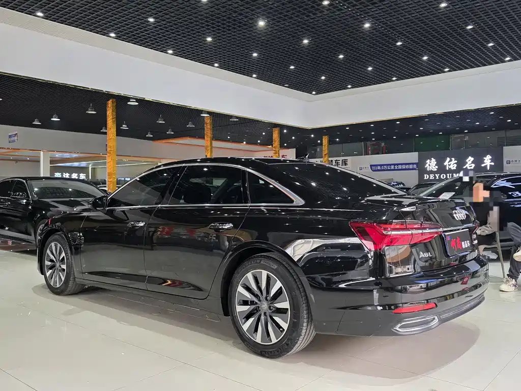 Audi A6L 2020 — фото 13