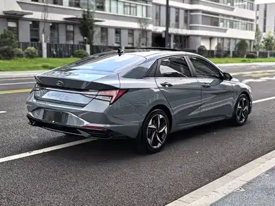 Hyundai Elantra 2022