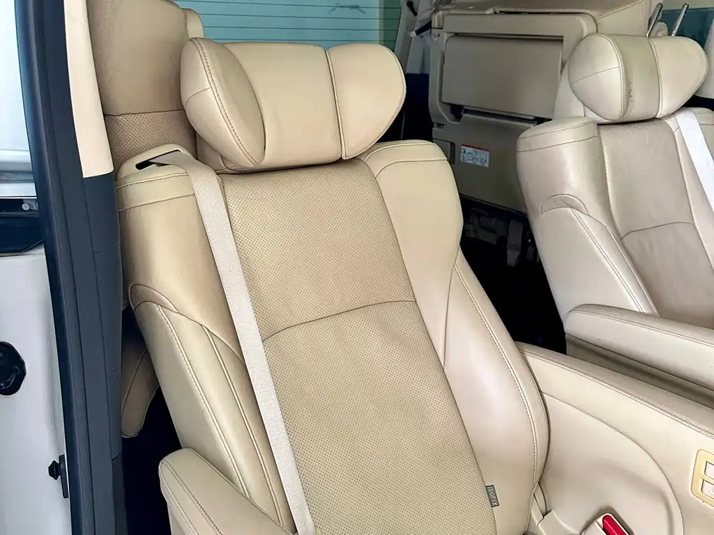 Toyota Alphard 2016 — фото 48
