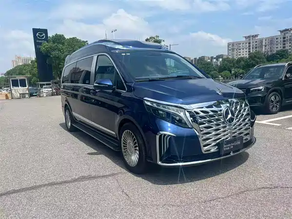 Mercedes-Benz V-Class 2026