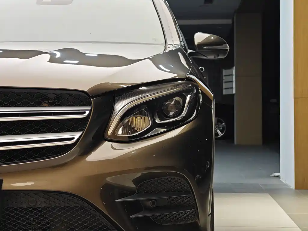 Mercedes-Benz GLC 2017 — фото 2