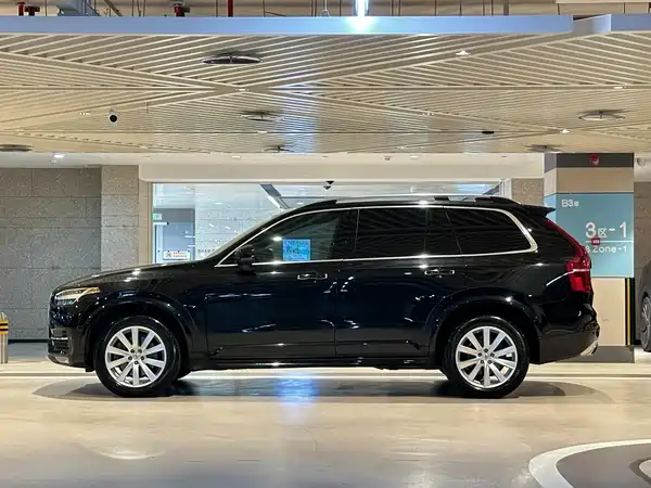Volvo XC90 2016