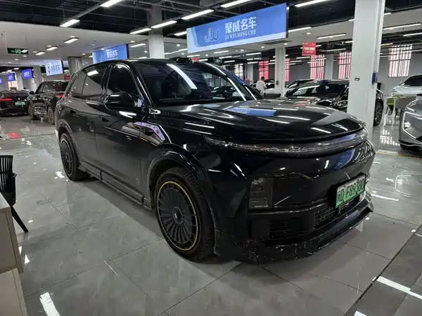 Li Auto L7 2025