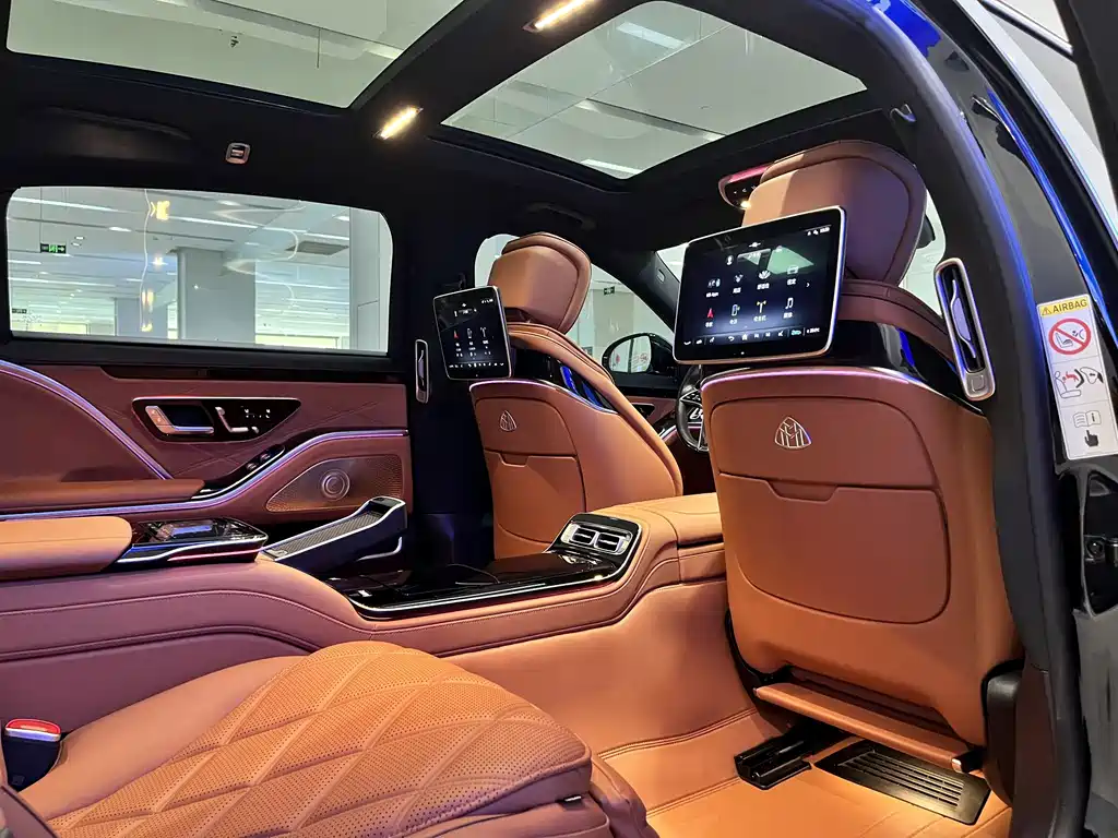Mercedes-Benz Maybach S-Class 2023 — фото 14