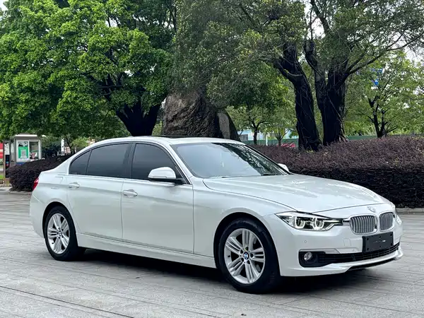 BMW 3 Series 2017