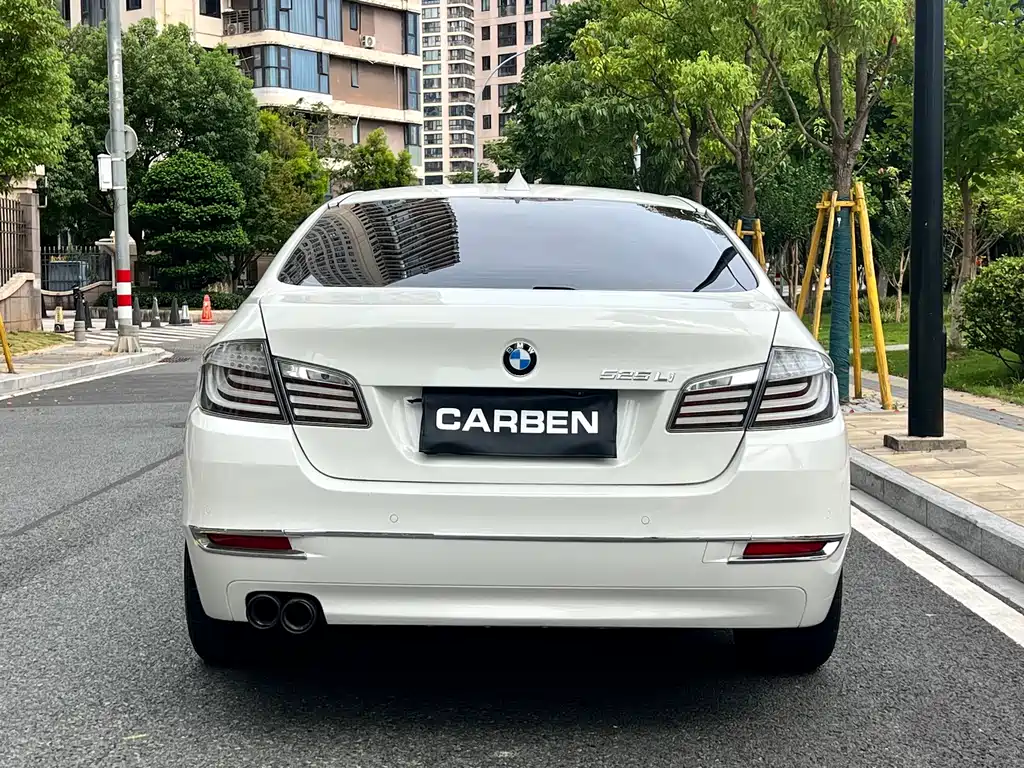 BMW 5 Series 2012