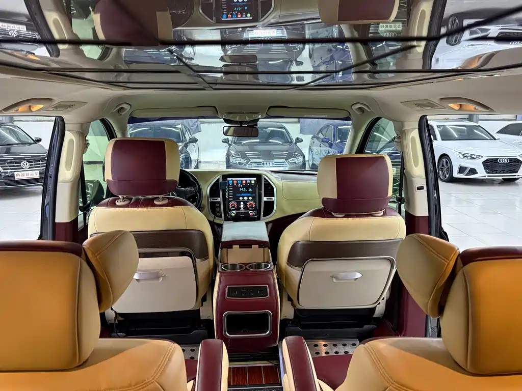 Mercedes-Benz Vito 2018 — фото 7