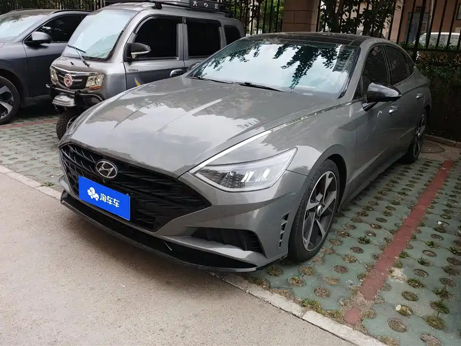 Hyundai Sonata 2021 — фото 1