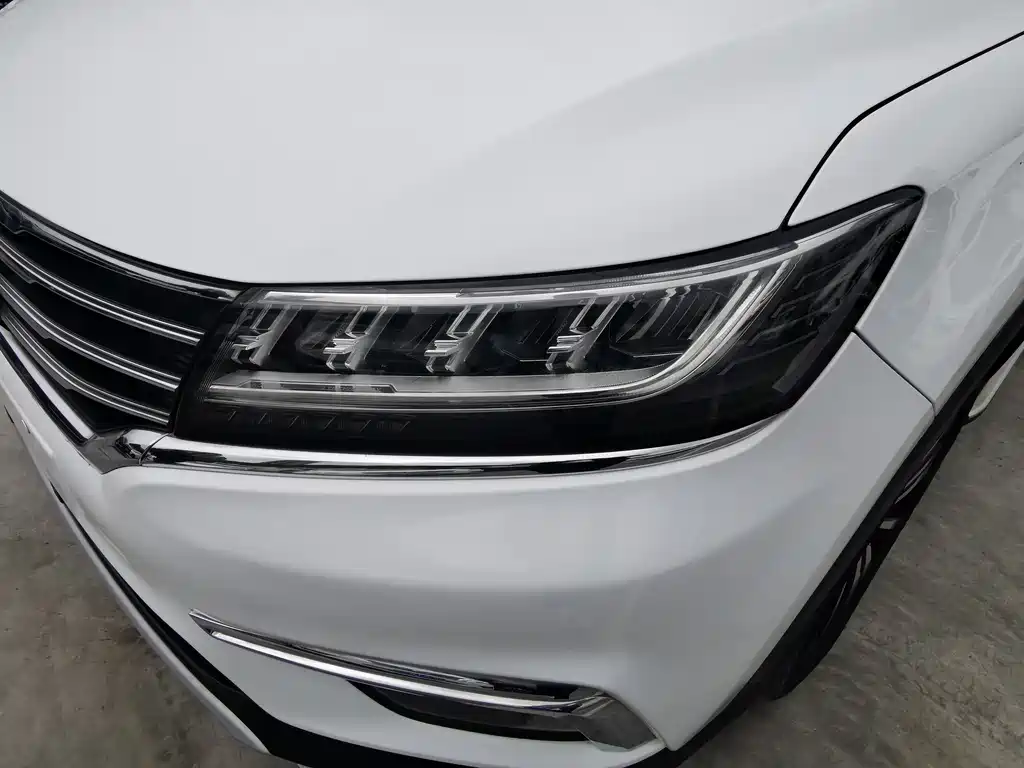 Roewe RX5 2018 — фото 4
