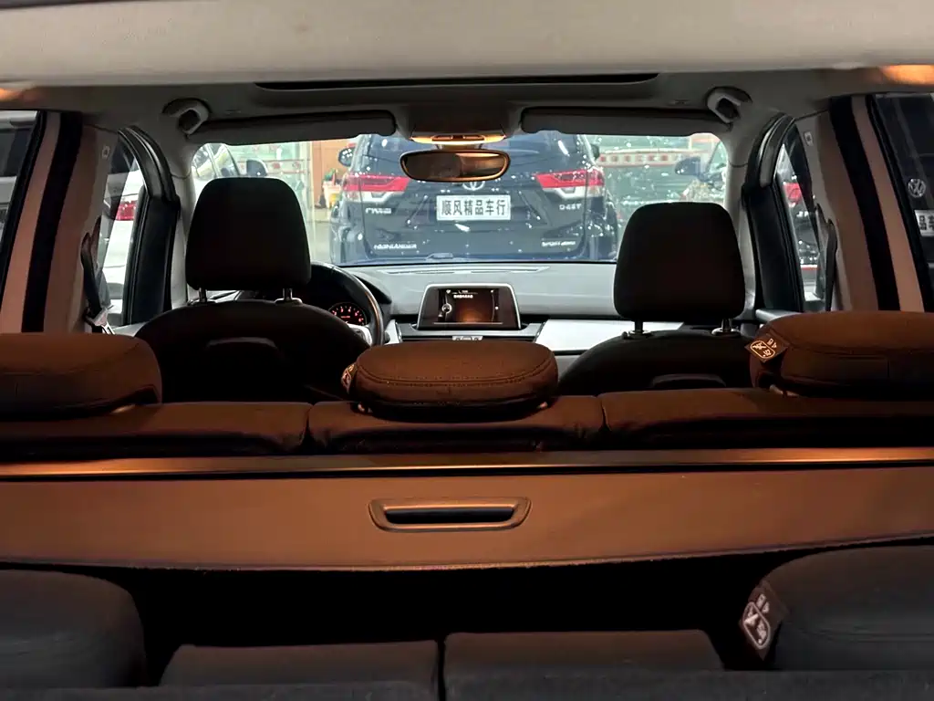 BMW 2 Series Gran Tourer 2015 — фото 8