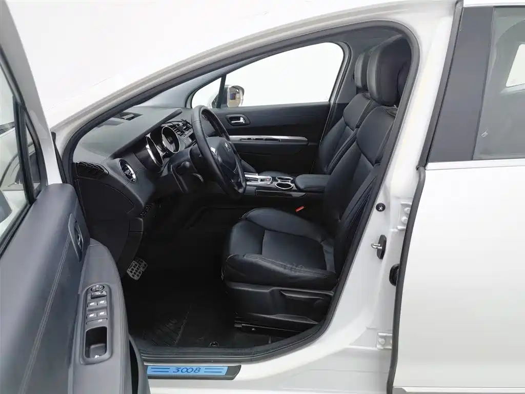 Peugeot 3008 2015 — фото 10