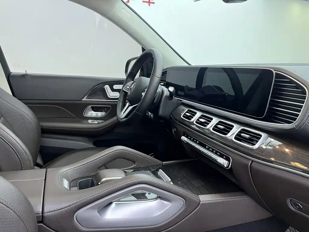 Mercedes-Benz GLE 2021
