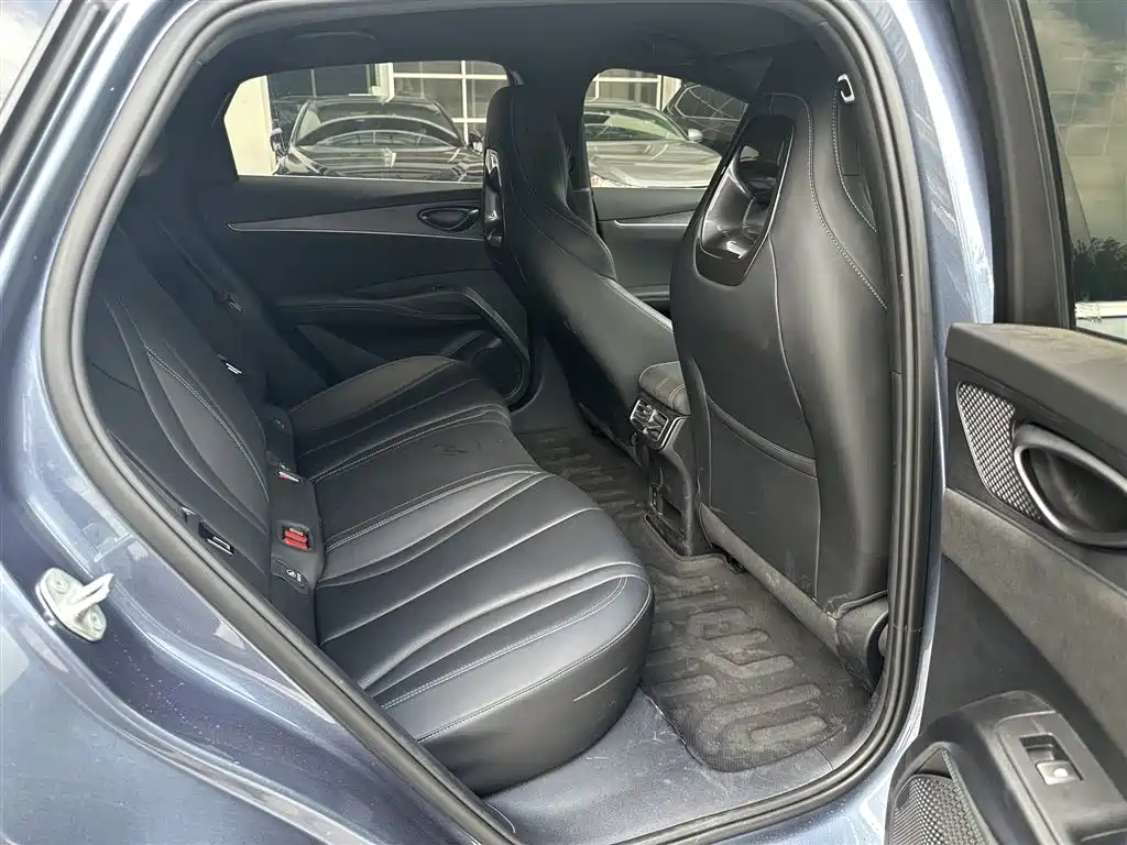 BYD Seal 06 2025 — фото 10