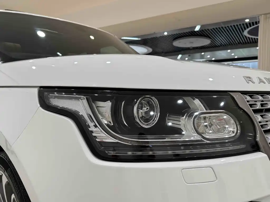 Land Rover Range Rover 2017 — фото 20