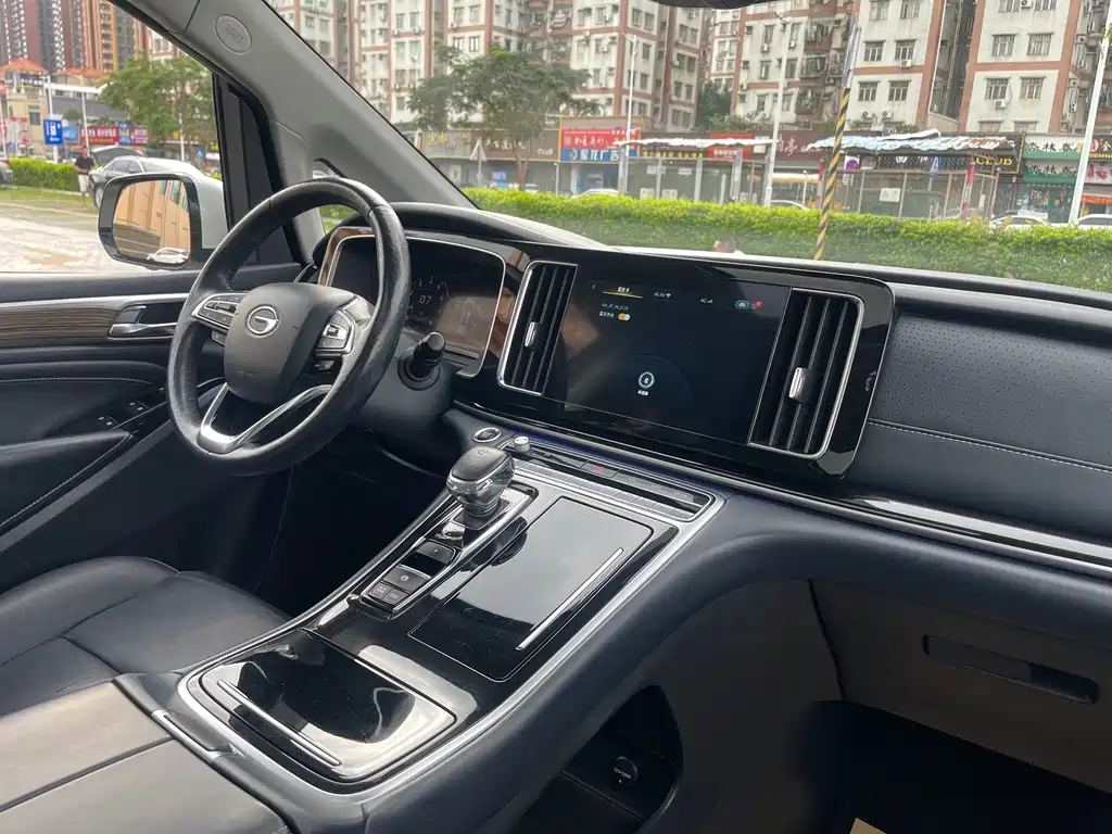 GAC Motor Trumpchi M8 2023 — фото 14