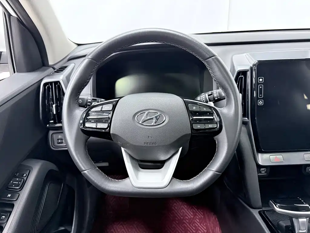 Hyundai ix35 2023 — фото 12