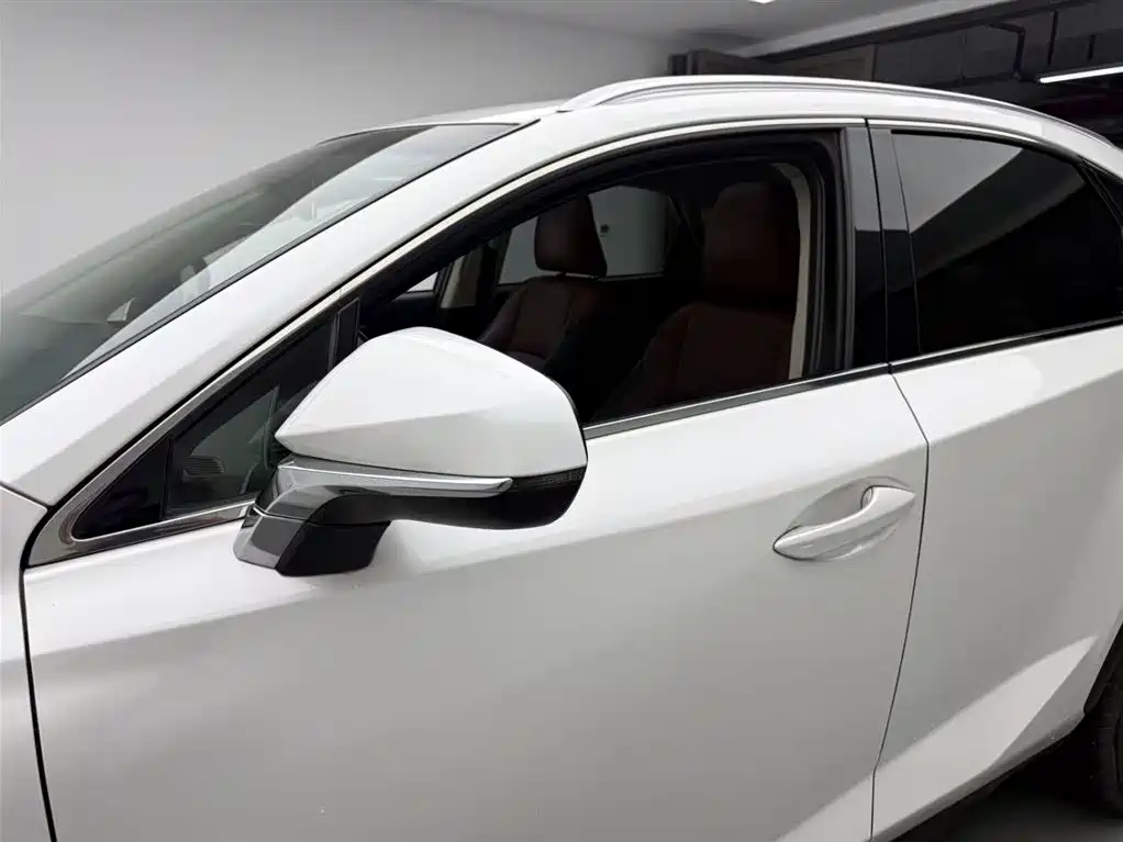 Lexus NX 2015 — фото 15