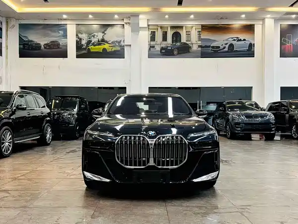BMW 7 Series 2023