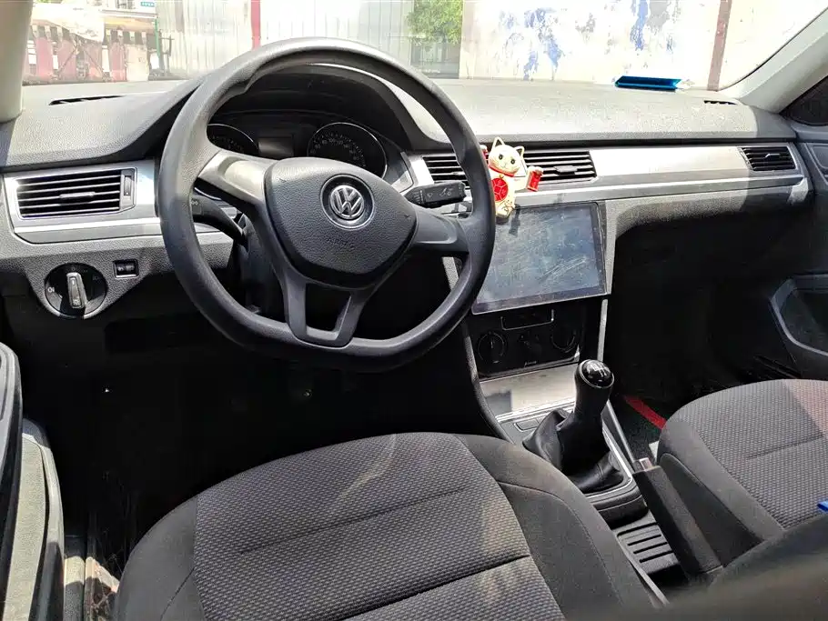 Volkswagen Bora 2018 — фото 12